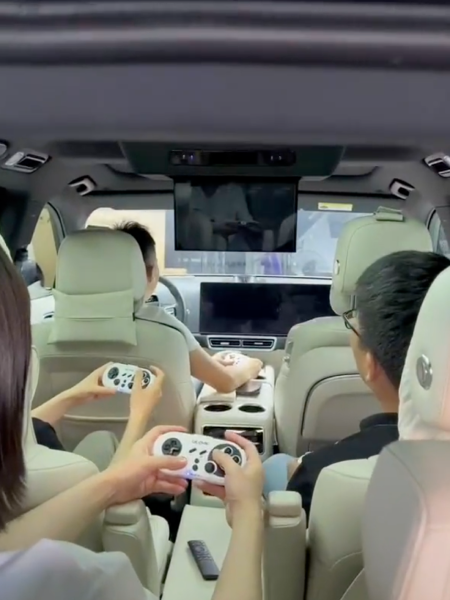 The X-car equipped with HIYOKO is revealed!